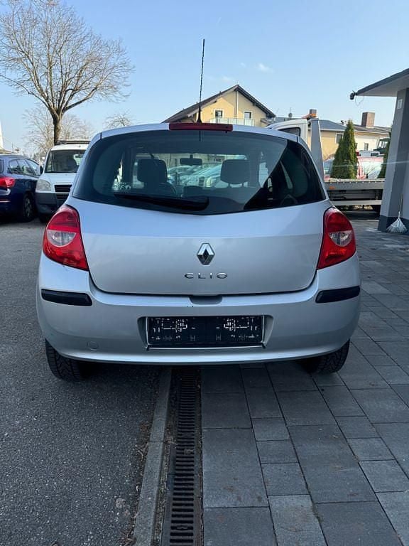 Gebraucht Renault Clio III Dynamique 111 PS (81 kW) 2007 Grau Limousine