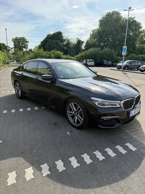 Gebraucht BMW 730 M Sport 265 PS (194 kW) 2016 Schwarz Limousine