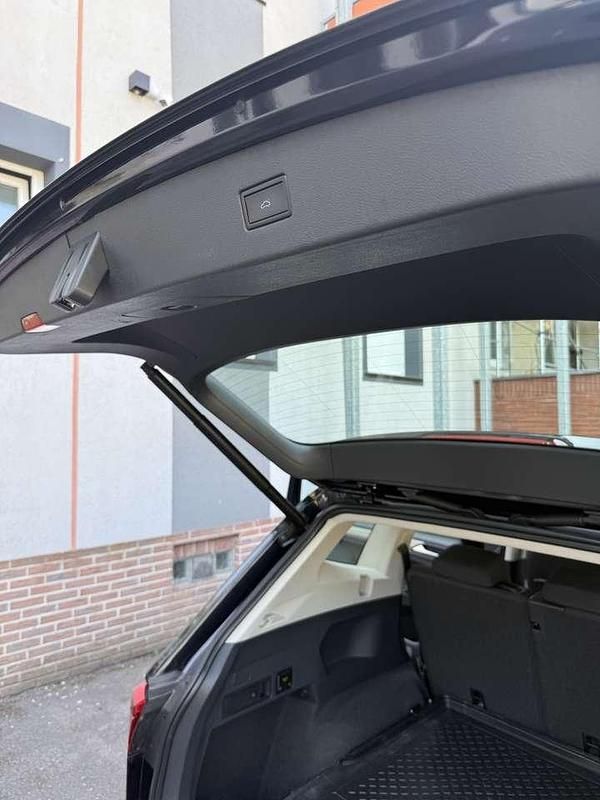 Gebraucht 2019 VW Tiguan Allspace Comfortline SUV | 20.999 € (Fairer Preis) - Bild 1/4