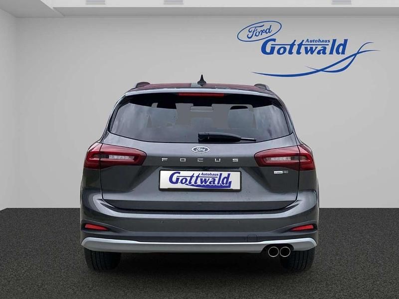 Gebraucht Ford Focus Active X 155 PS (114 kW) 2023 Magneticgrau (metallic) Kombi