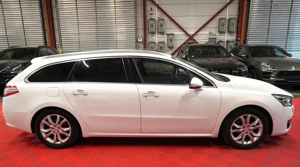 Gebraucht Peugeot 508 SW Allure 120 PS (88 kW) 2017 Weiß Kombi