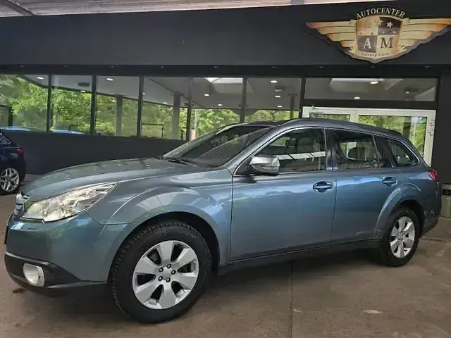 Gebraucht Subaru Outback Active 167 PS (122 kW) 2010 Grau (metallic) Kombi