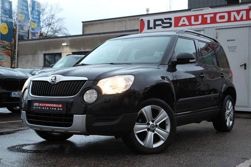 Schwarz Gebraucht 2010 Skoda Yeti Ambition SUV | 6.200 € (Superpreis) - Bild 1/4