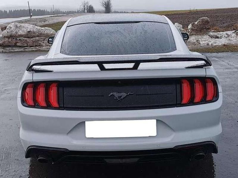 Gebraucht Ford Mustang Fastback 317 PS (233 kW) 2018 Weiss Coupé