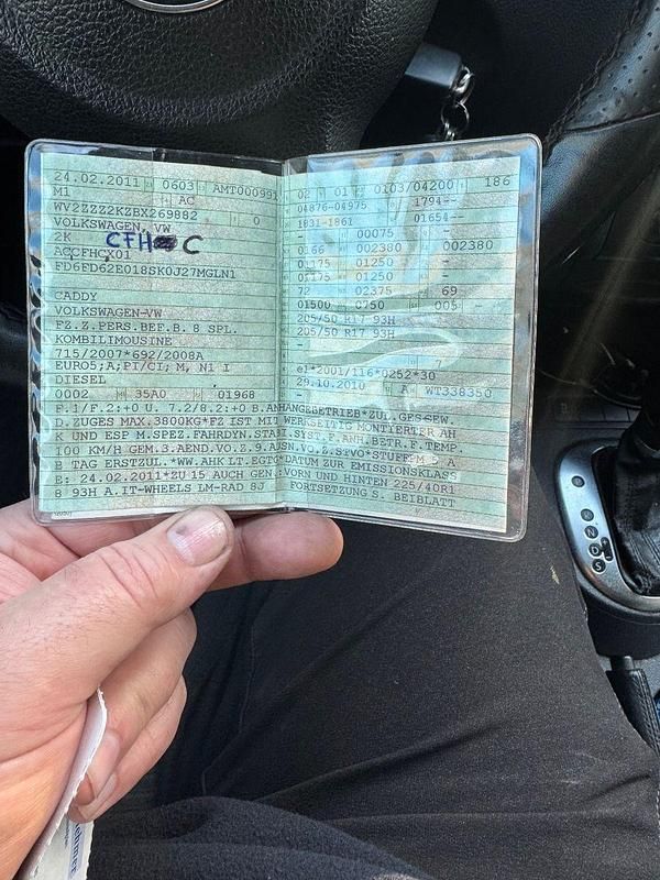 Gebraucht VW Caddy Maxi 140 PS (102 kW) 2011 Grau Van / Kleinbus