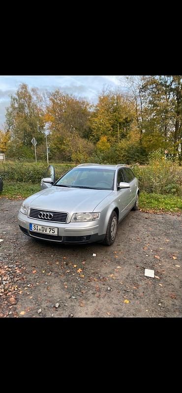 Gebraucht 2002 Audi A4 Kombi | 900 € (Superpreis) - Bild 1/4