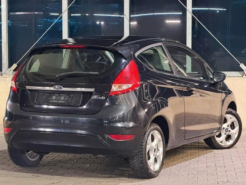 Gebraucht Ford Fiesta Titanium 82 PS (60 kW) 2009 Schwarz Kleinwagen