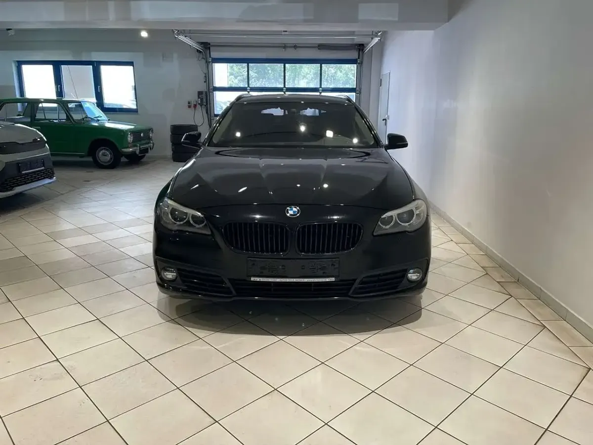 Gebraucht BMW 518 150 PS (110 kW) 2017 Schwarz Kombi