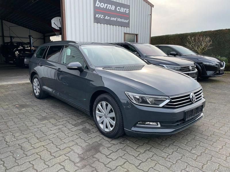 Gebraucht VW Passat Trendline 120 PS (88 kW) 2016 Grau Kombi