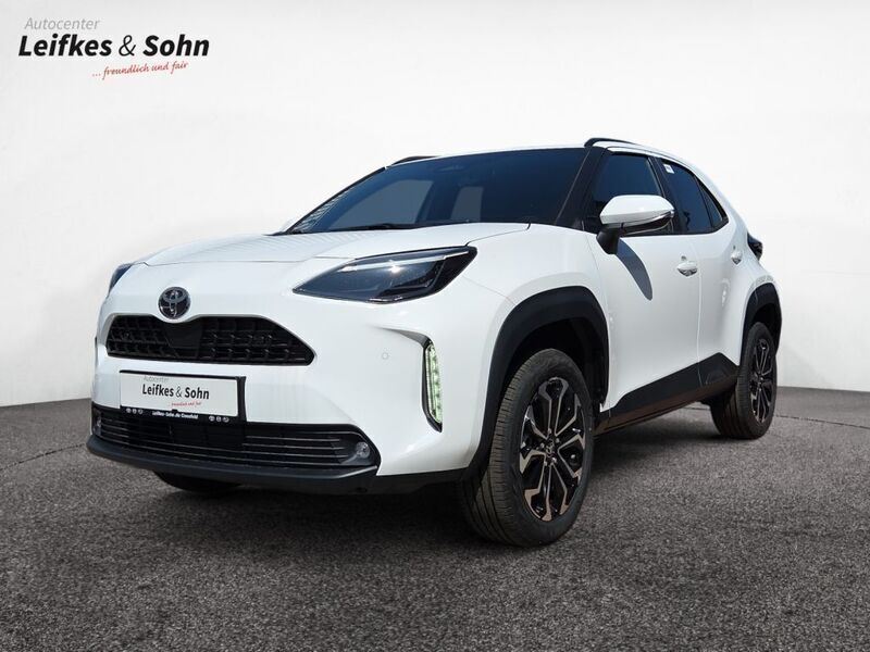 Schneeweiß Neu 2025 Toyota Yaris Cross SUV | 29.900 € - Bild 1/4