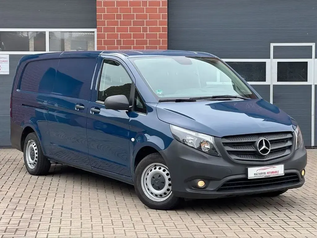 Gebraucht Mercedes Vito 163 PS (119 kW) 2020 Blau Van