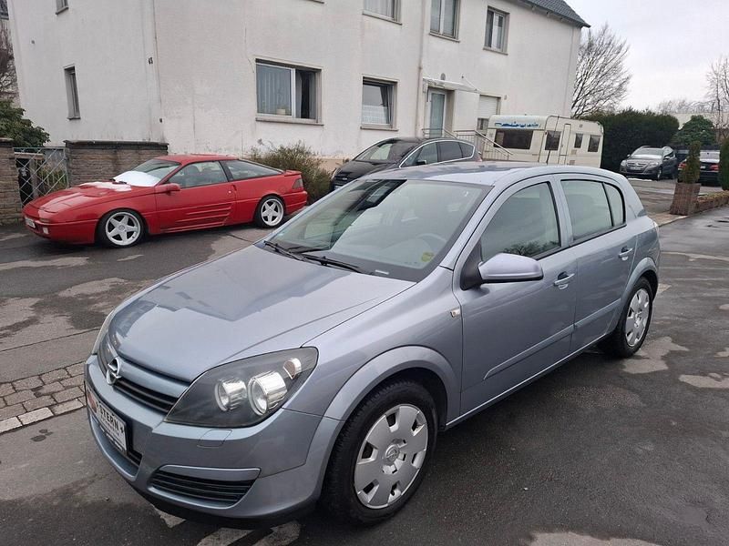 Gebraucht Opel Astra Enjoy 105 PS (77 kW) 2004 Grau Limousine