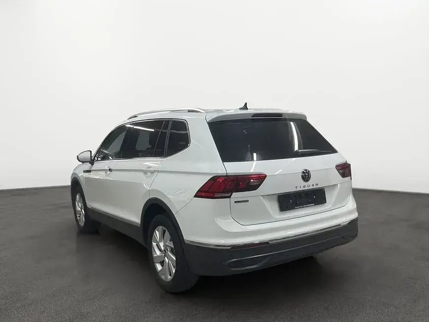 Neu VW Tiguan Allspace Life 150 PS (110 kW) 2025 Weiß SUV