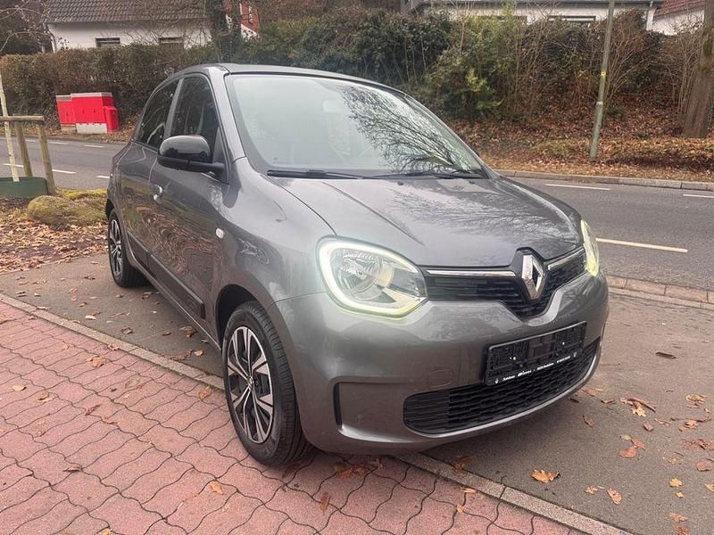 Grau Gebraucht 2021 Renault Twingo Zen Kleinwagen | 9.990 € (Fairer Preis) - Bild 1/4
