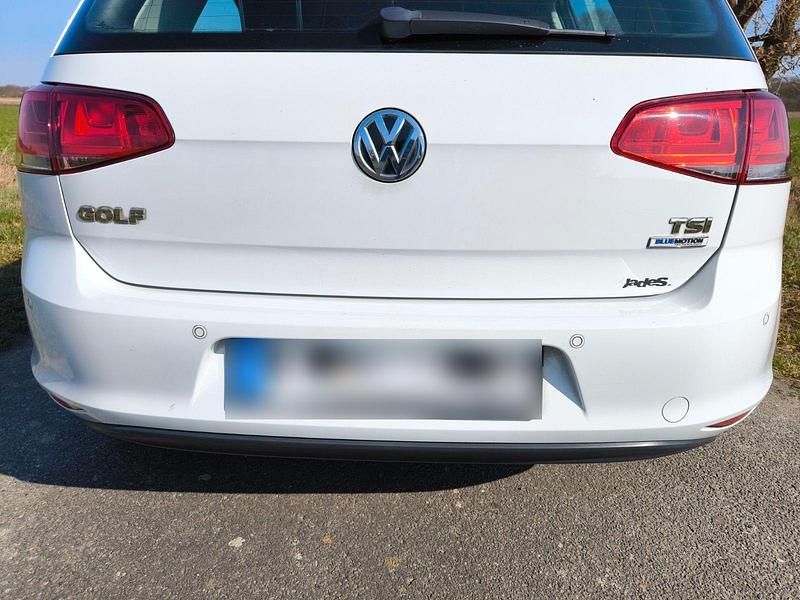 Gebraucht VW Golf VII Trendline 86 PS (63 kW) 2015 Weiß Limousine