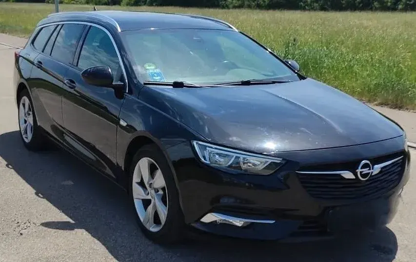 Gebraucht Opel Insignia Dynamic 170 PS (125 kW) 2018 Schwarz Kombi