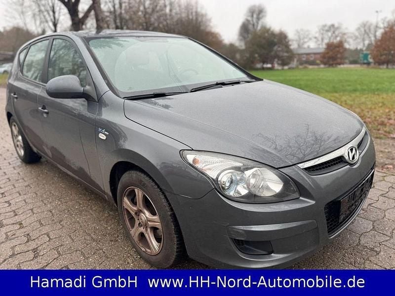 Gebraucht Hyundai i30 Edition+ 109 PS (80 kW) 2009 Grau Limousine