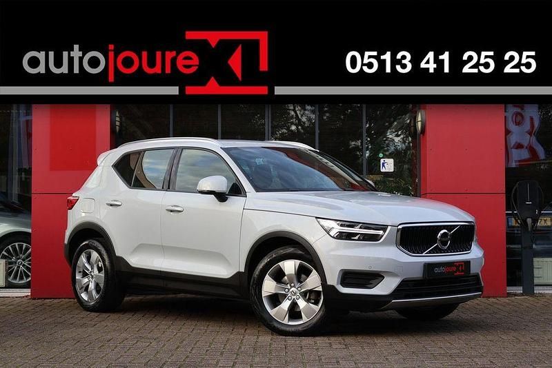 Gebraucht Volvo XC40 Business Edition 131 PS (96 kW) 2022 Grau SUV