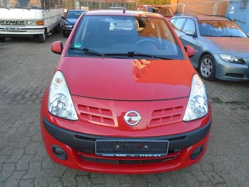 Gebraucht Nissan Pixo Acenta 68 PS (50 kW) 2010 Bright red (s) Kleinwagen