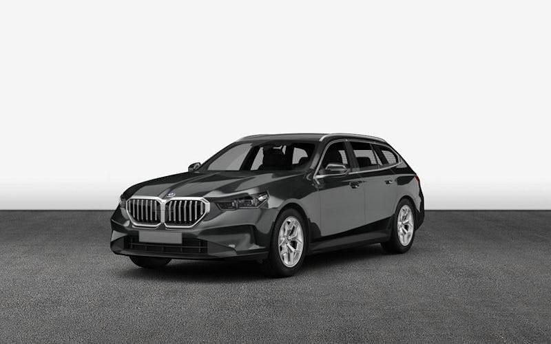 Grau Neu 2025 BMW 520 Kombi | 68.690 € (Etwas zu teuer) - Bild 1/4
