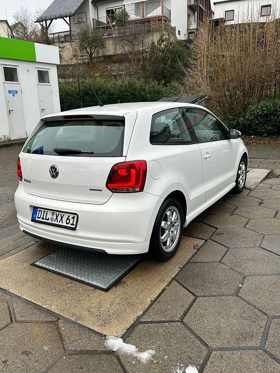 Gebraucht VW Polo 75 PS (55 kW) 2011 Weiß Kleinwagen
