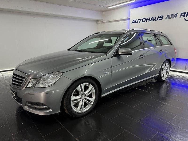 Gebraucht Mercedes E300 Avantgarde 231 PS (169 kW) 2011 Silber Limousine