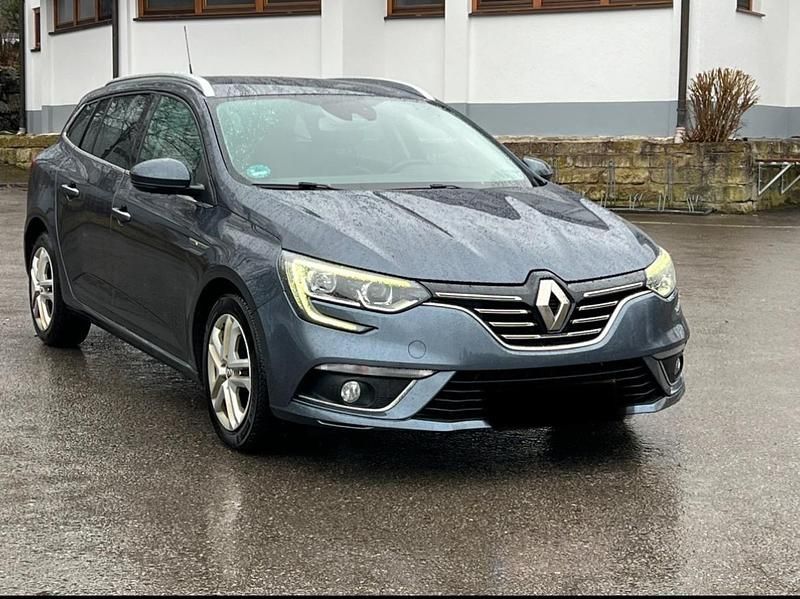 Gebraucht Renault Mégane GrandTour 132 PS (97 kW) 2017 Grau Kombi