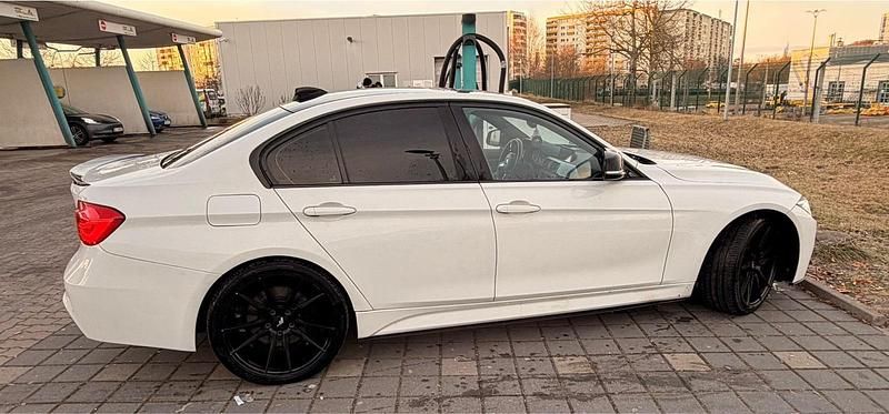 Gebraucht BMW 330 M Sport 258 PS (189 kW) 2012 Weiß Limousine