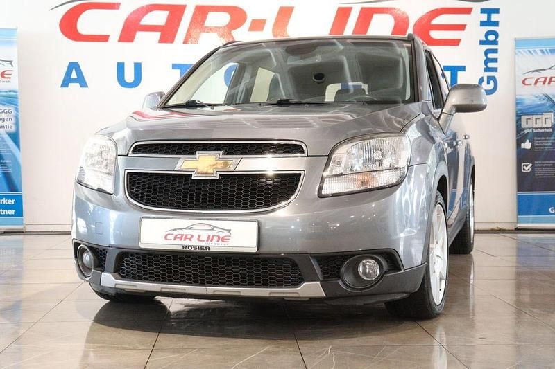 Grau Gebraucht 2013 Chevrolet Orlando LTZ Van / Kleinbus | 8.888 € (Fairer Preis) - Bild 1/4