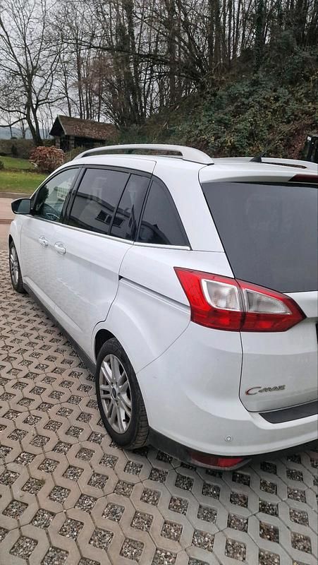Weiß Gebraucht 2013 Ford Grand C-Max Van / Kleinbus | 8.500 € (Teuer) - Bild 1/4