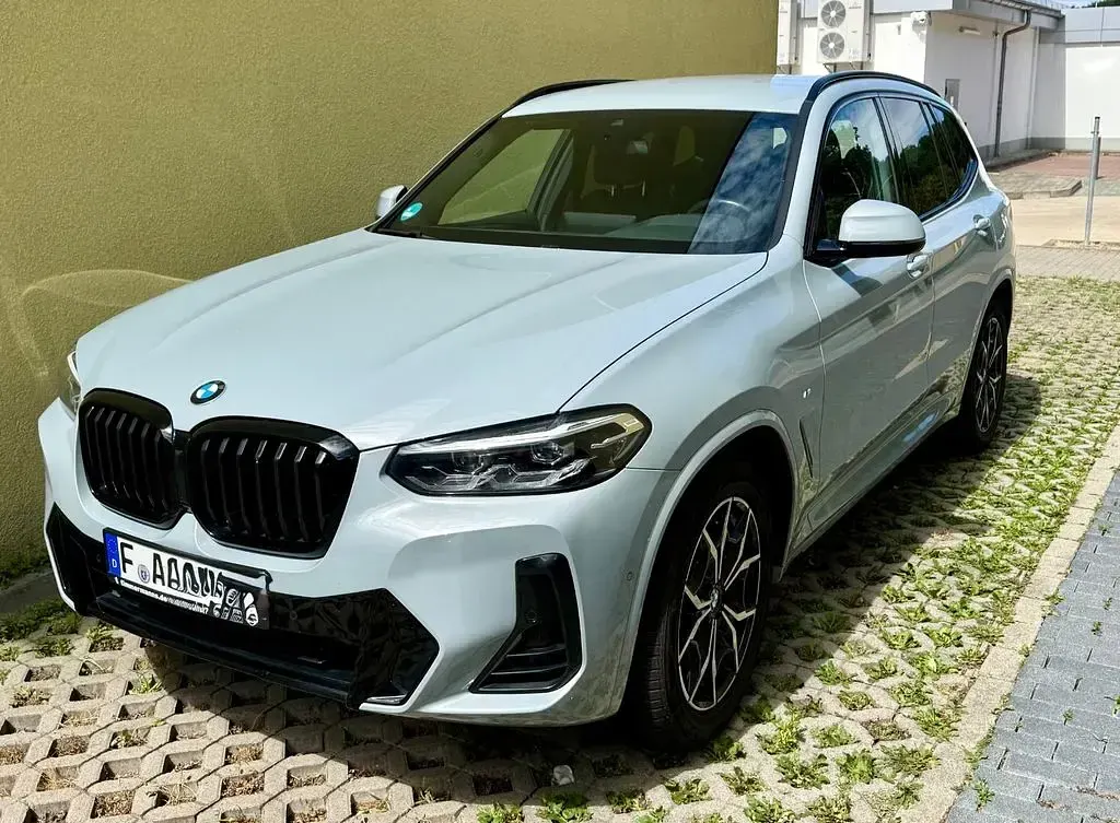 Gebraucht BMW X3 M Sport 190 PS (139 kW) 2023 Grau SUV