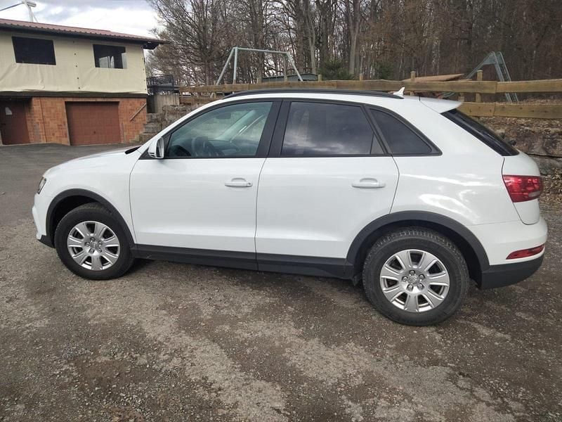 Usata Audi Q3 150 CV (110 kW) 2016 Bianco SUV