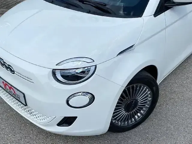 Gebraucht Fiat 500e Icon 69 kW (95 PS) 2023 Andere Limousine