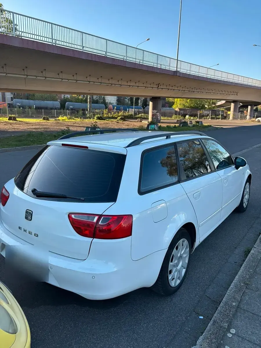 Gebraucht Seat Exeo 120 PS (88 kW) 2011 Weiß Kombi
