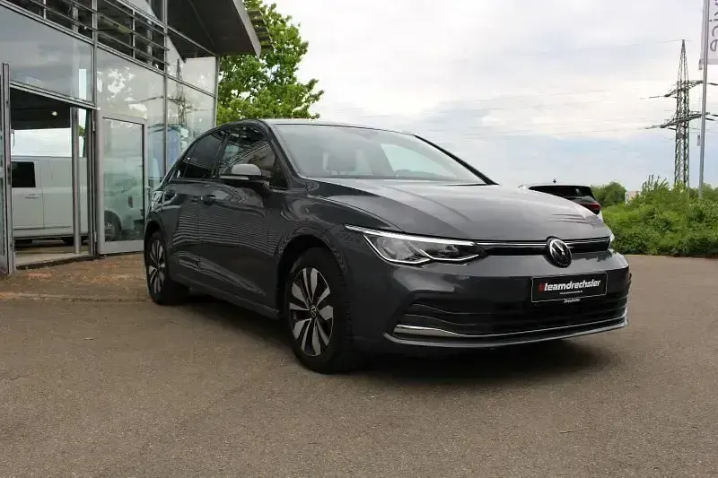 Gebraucht VW Golf VIII Move 150 PS (110 kW) 2023 Grau Limousine