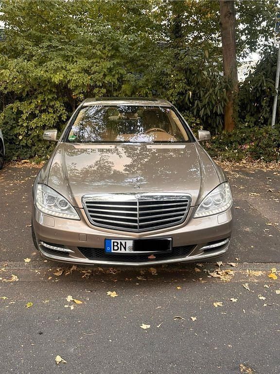 Gold Gebraucht 2010 Mercedes S400 Limousine | 10.700 € (Fairer Preis) - Bild 1/4