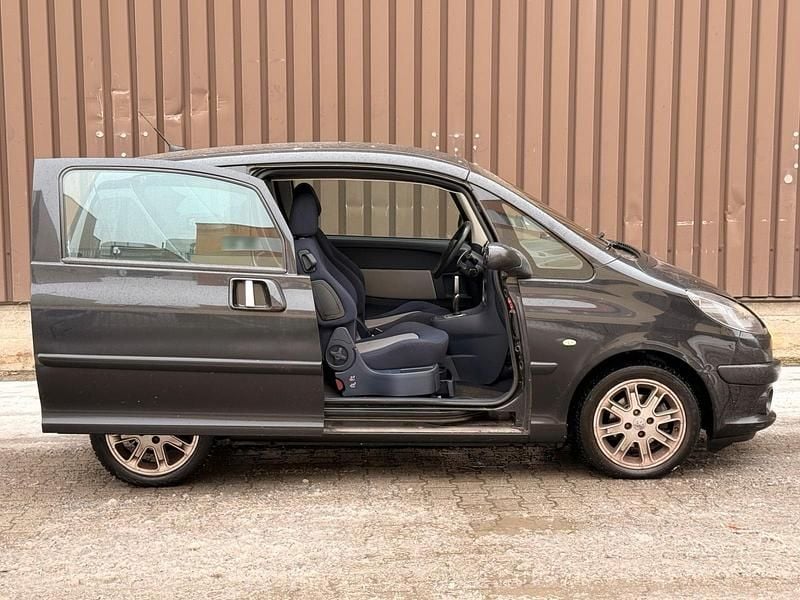 Gebraucht Peugeot 1007 109 PS (80 kW) 2006 Schwarz Van / Kleinbus