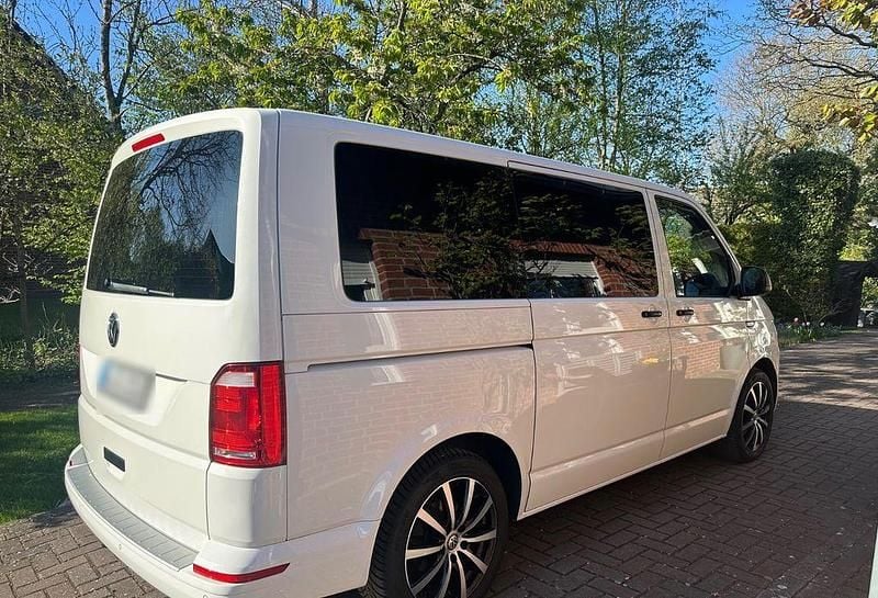 Second-hand VW T6 150 CP (110 kW) 2017 Alb Van