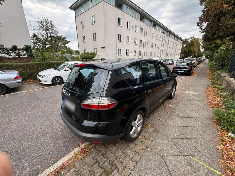Schwarz Gebraucht 2008 Ford S-MAX S Van / Kleinbus | 6.500 € - Bild 1/4