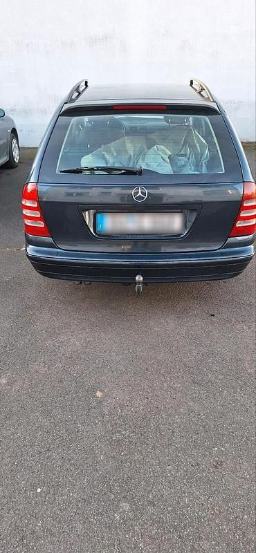 Gebraucht 2003 Mercedes C200 Kombi | 2.700 € - Bild 1/4