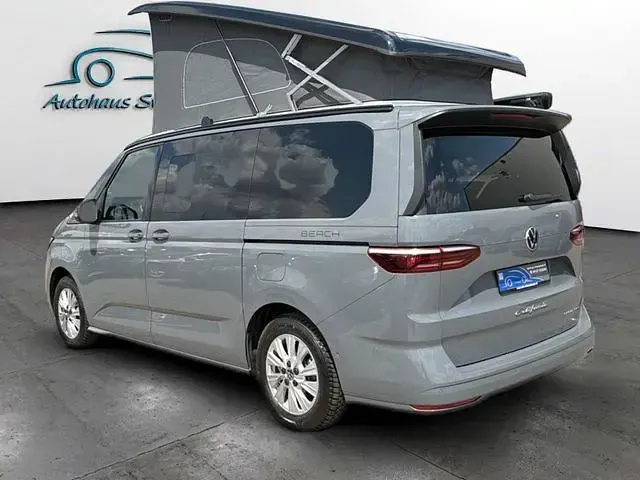 Gebraucht VW California Beach 177 PS (130 kW) 2025 Deep black Van