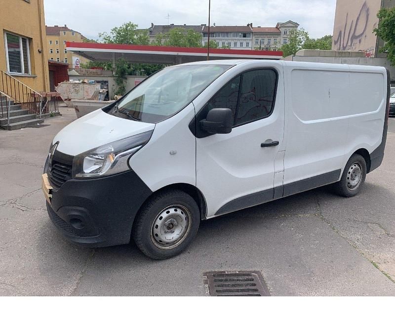 Gebraucht Renault Trafic 95 PS (69 kW) 2019 Weiß Van / Kleinbus
