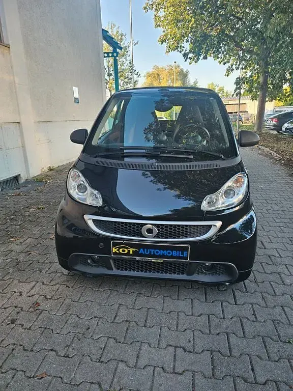 Gebraucht Smart ForTwo Cabrio Pure 71 PS (52 kW) 2015 Schwarz Cabrio