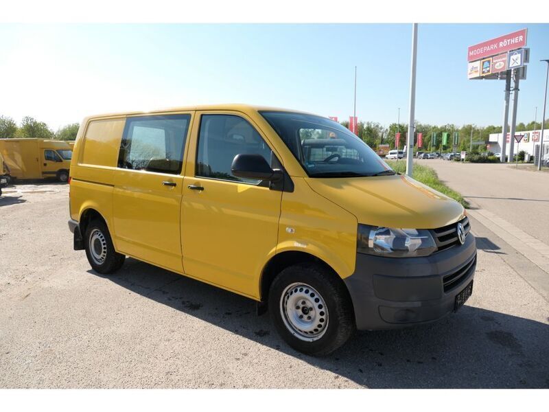 Gebraucht VW T5 84 PS (61 kW) 2013 Ginstergelb r1032 Van