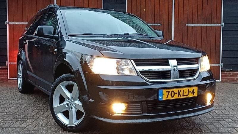 Schwarz Gebraucht 2010 Dodge Journey SXT SUV | 3.750 € (Superpreis) - Bild 1/4