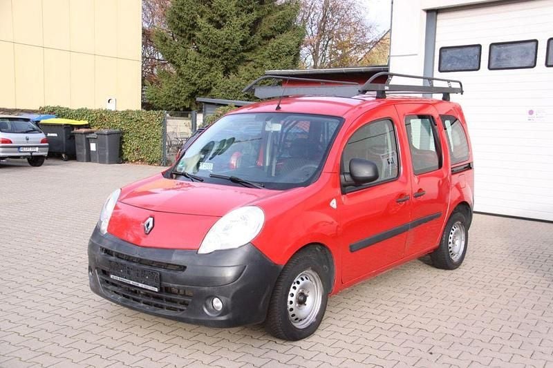 Rot Gebraucht 2013 Renault Kangoo Rapid Extra Van / Kleinbus | 5.990 € (Etwas zu teuer) - Bild 1/4