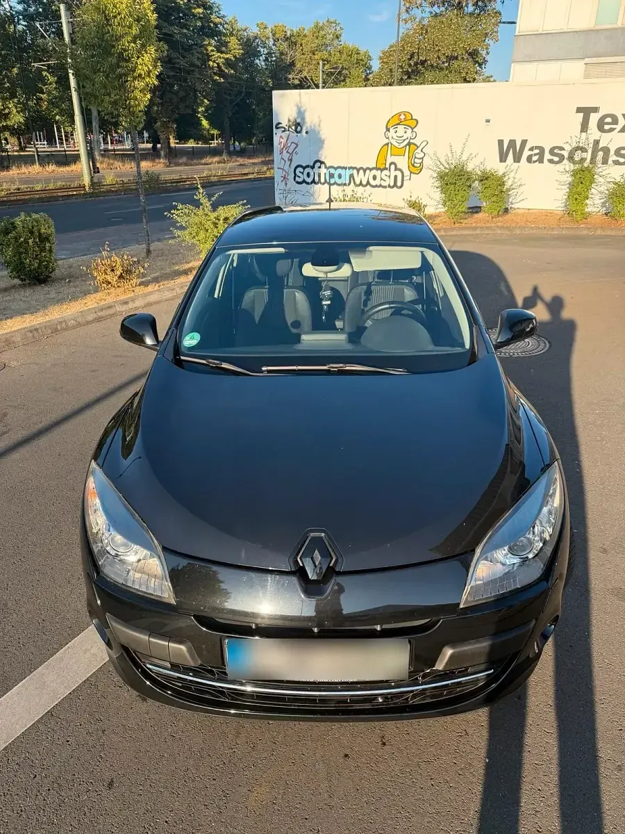 Gebraucht Renault Mégane III 110 PS (80 kW) 2010 Schwarz Kombi