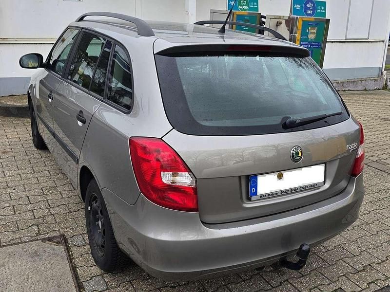Gebraucht Skoda Fabia Cool Edition 69 PS (50 kW) 2010 Bronze Kombi