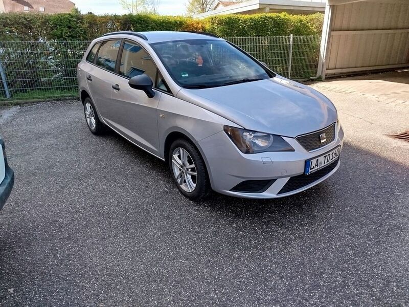 Silber Gebraucht 2012 Seat Ibiza Ecomotive Limousine | 2.700 € (Fairer Preis) - Bild 1/4