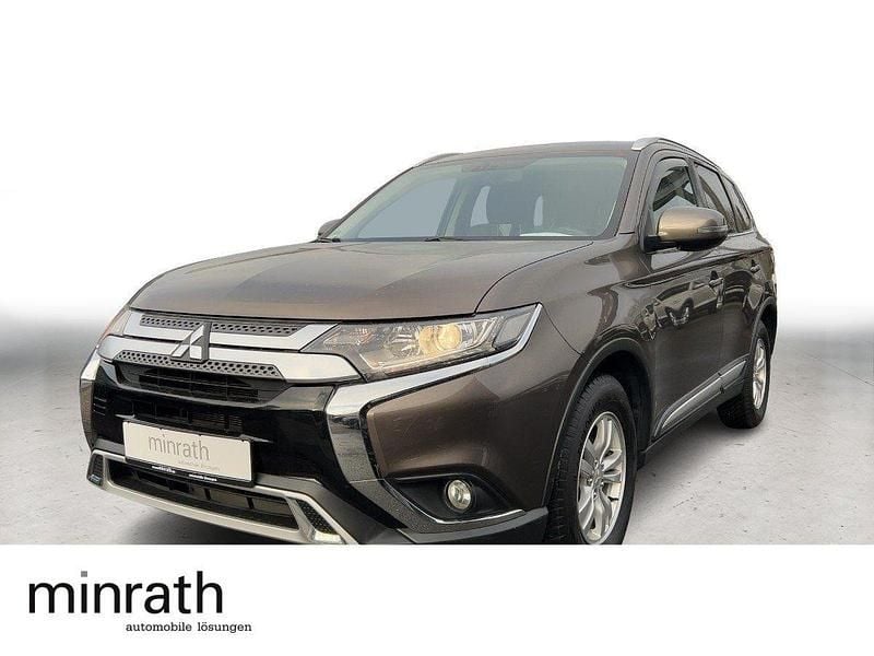 Gebraucht Mitsubishi Outlander Diamant Edition 150 PS (110 kW) 2019 Braun SUV